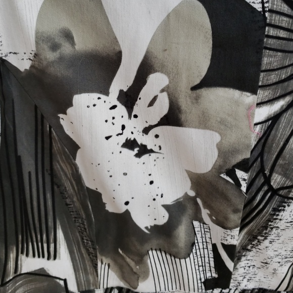 Berek Black & White Floral Jacket Large - Picture 7 of 8